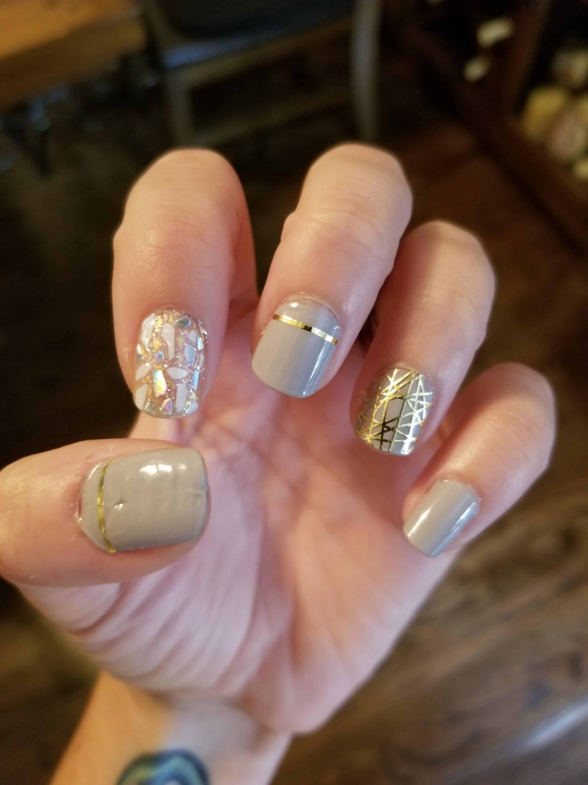 Dashing Diva Nail Strips review