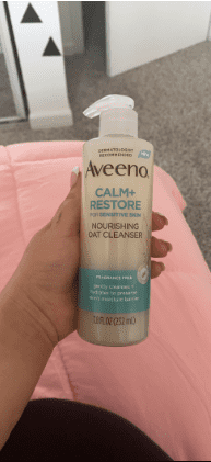 Aveeno Calm and Restore Nourishing Oat Cleanser