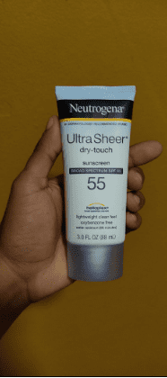 Neutrogena Ultra Sheer Dry-Touch Water Resistant and Non-Greasy Sunscreen 