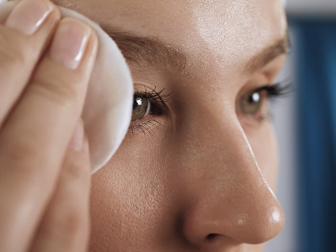 how-to-get-waterproof-mascara-off-without-makeup-remover-blushastic