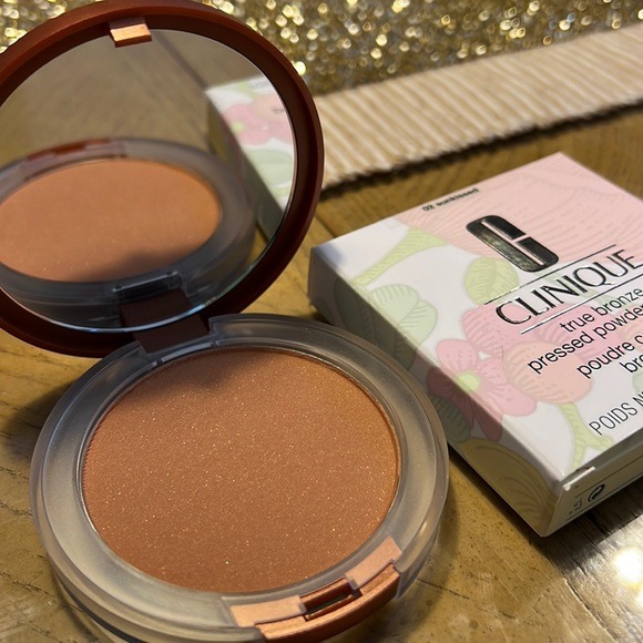 Clinique True Bronze Pressed Powder Bronzer