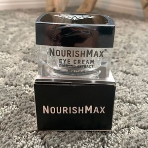 nourishmax eye cream