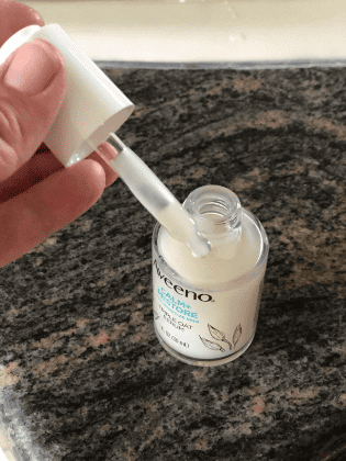 Aveeno Calm + Restore Triple Oat Serum